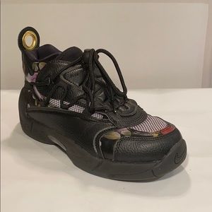 Nike Air Swoopes II Sneaker (Limited Ed) Size - 8